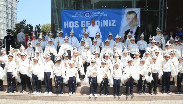Gölcük’te Sünnet Şöleni Renkli Görüntülere Sahne Oldu