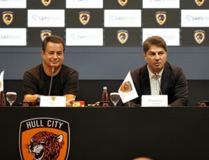 Safiport’tan Kocaelispor’a Değil, Hull City’ye Destek! Tepkiler Çığ Gibi