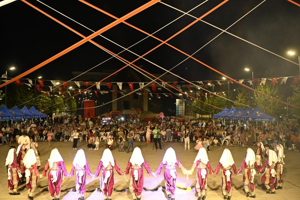 Balkan Rüzgârı Kartepe’de Esti