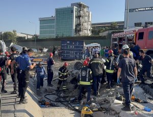 Dilovası D-100 Karayolu’nda Feci Kaza: 5 Ölü, 1 Yaralı