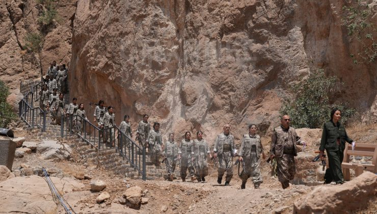 PKK, Irak’ta Silah Bıraktı: Tarihi Tören Düzenlendi