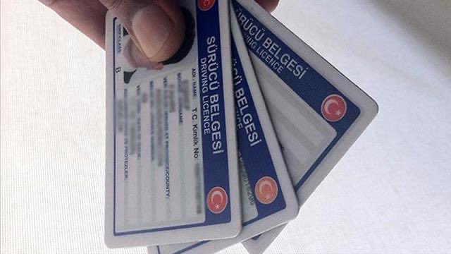 Eski Tip Ehliyetler İçin Son 3 Gün! Ücret 15 TL’den 7.438 TL’ye Yükselecek