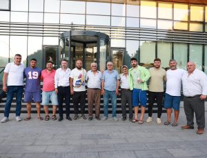 664. Kırkpınar Şampiyonu Orhan Okulu Derince’deydi