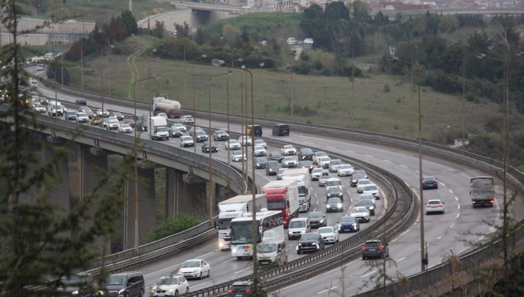 Kandıra-Körfez Arası Onarım Nedeniyle Gece Trafik Düzenlemesi