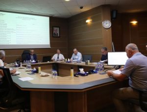 Büyükşehir, Tarihi Geçmiş Ürün Satan 21 Markete Ceza Kesti