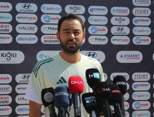 Selçuk İnan: “Hakemler Çabuk Kart Gösteriyor”
