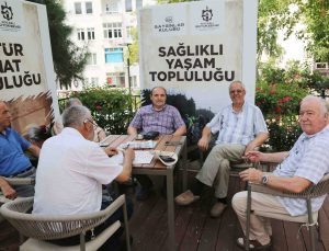 Saygınlar Kulübü üyeleriyle büyüyor