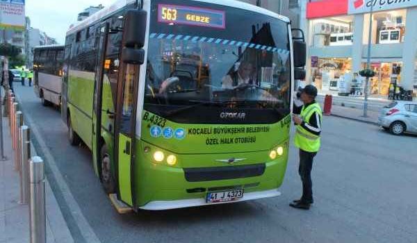 Toplu taşımada huzuru bozan 78 şoföre ceza