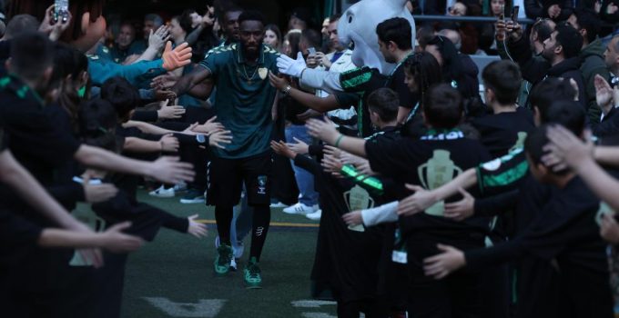 Kocaelispor, Aaron Appindangoye ile Yollarını Ayırdı