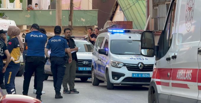 Gebze’de Anne ve Kızı Evlerinde Ölü Bulundu
