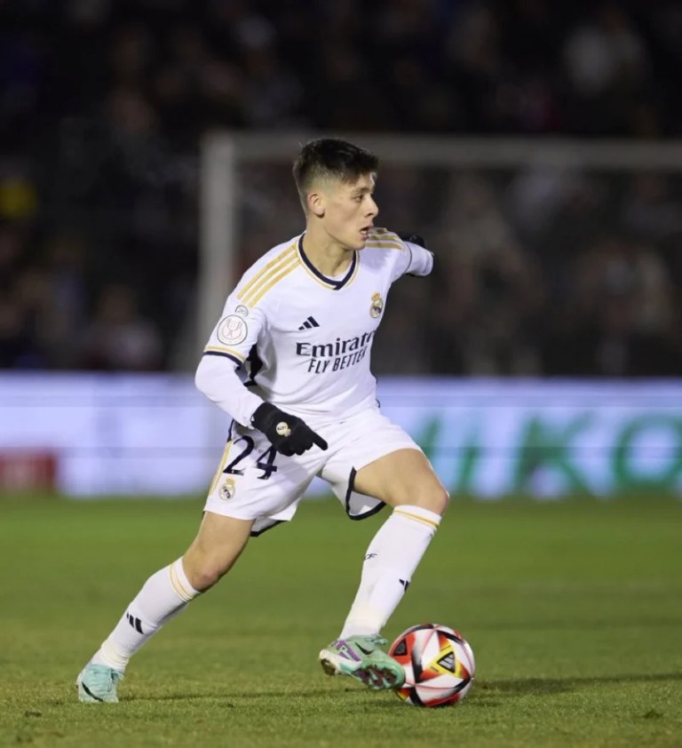 Real Madrid’de Ayın En İyisi Arda Güler!