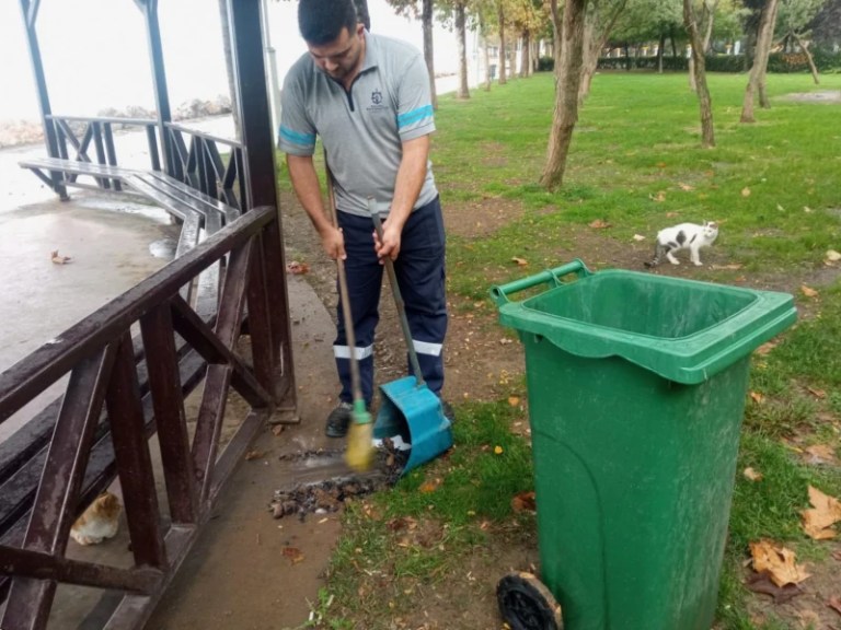 Dilovası’nda sahil parkı temizlendi!
