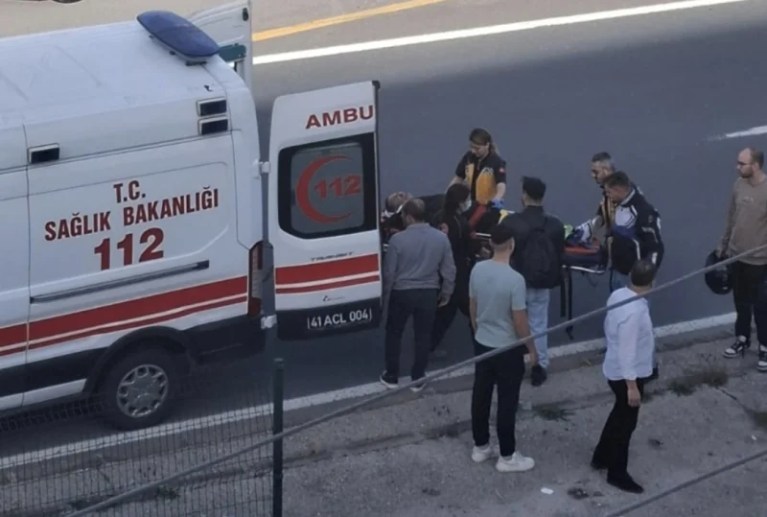 Gölcük’te D-130 Karayolunda Kaza!