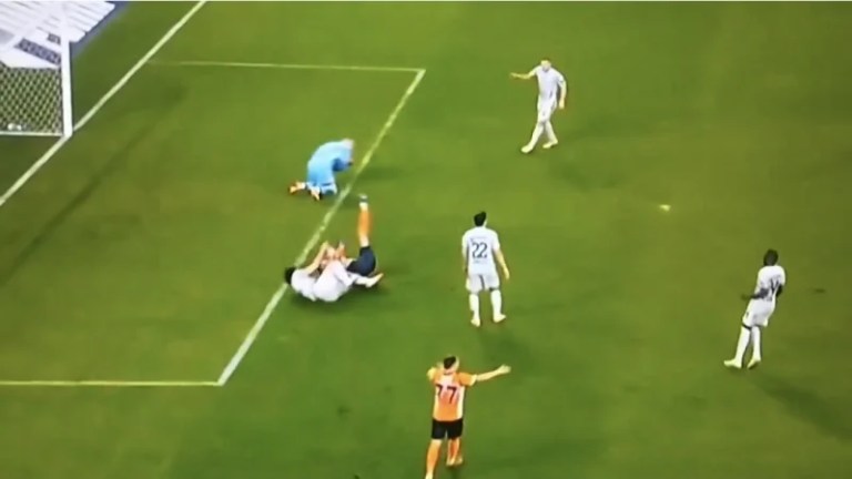 Kocaelispor Maçında Tartışmalı Penaltı Kararı!