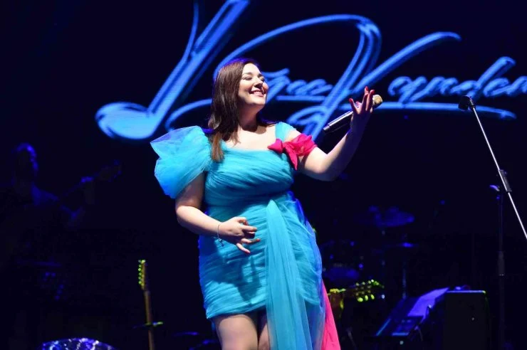 Gebze’de bina çöktü, konser iptal!