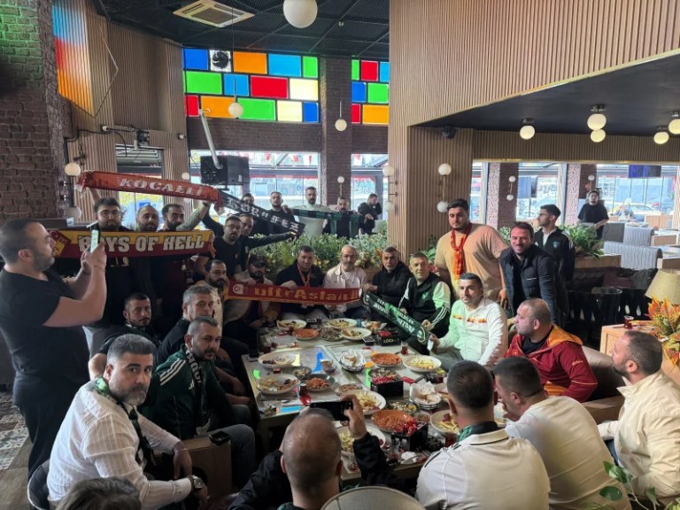 Kocaelispor ve Galatasaray Tribün Liderleri İzmit’te Buluştu!