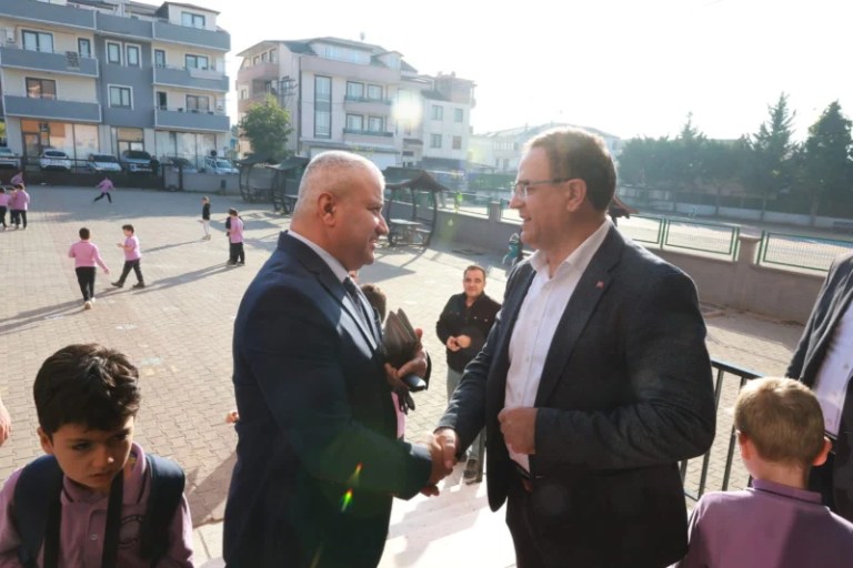 Başkan Gökçe, Derince’de Öğrencilerin Yanında!