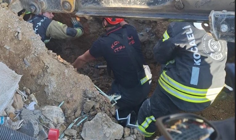 Çayırova’da Şantiyede Toprak Kayması: 2 İşçi Yaralandı!