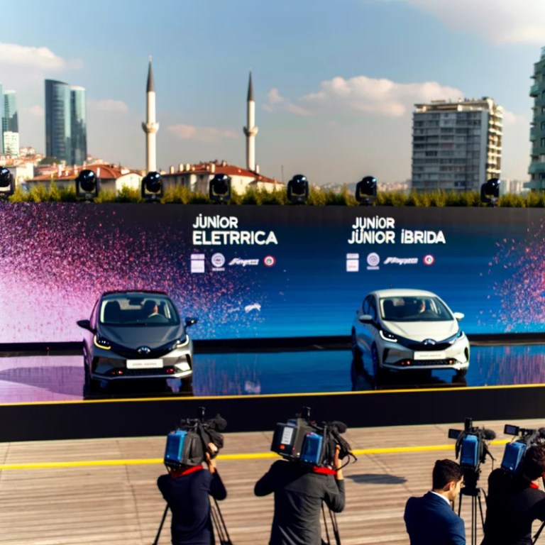 Türkiye’ye Gelen Yeni Otomobil: Junior Elettrica ve Junior Ibrida