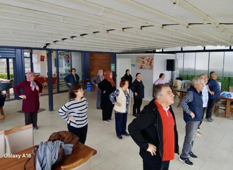 Körfez’in Çınarları Güne Sağlıklı Başlıyor!