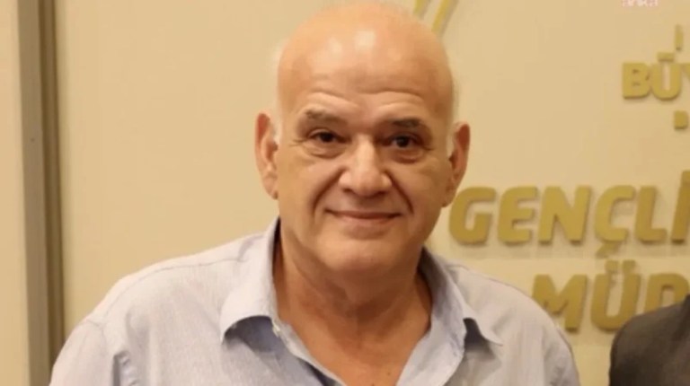 Ahmet Çakar kalp krizi şüphesiyle hastanede!