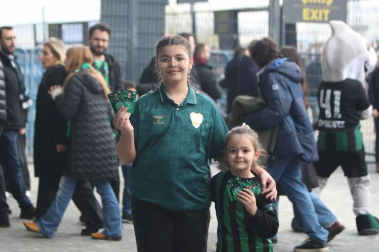 Kocaelispor Kartları Çocuklar Tarafından Kapışılıyor!