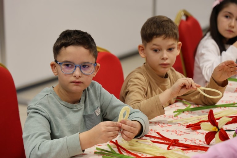 Kartepe’de Minik Sanatçılar Tatili Sanatla Kapattı!