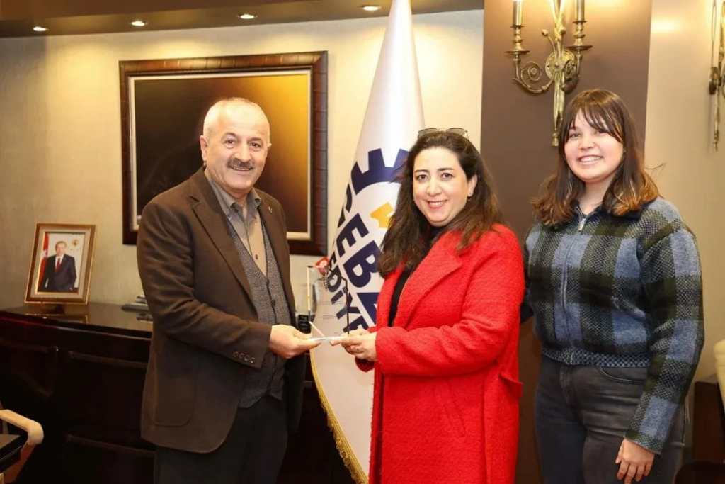 Kirazpınar’da Sağlık Çalışanlarından Başkan Büyükgöz’e Ziyaret!