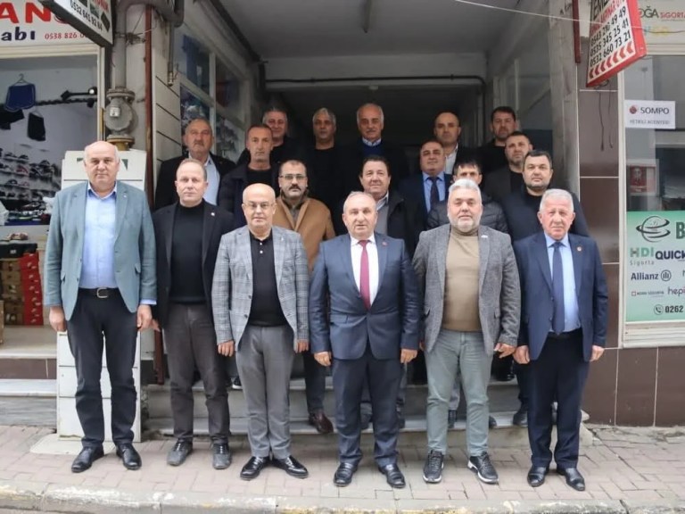 Kandıra Muhtarlarından Başkan Kulaç’a Ziyaret