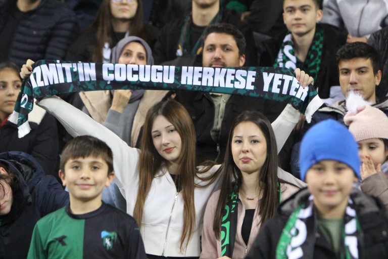 Kocaelispor – Beşiktaş Maçına Yoğun İlgi!