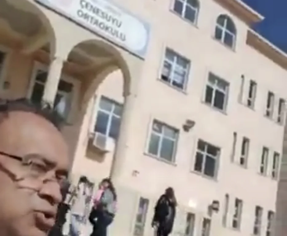 Ortaokulda İlahi Krizi: Veliden Okul Yönetimine Sert Tepki
