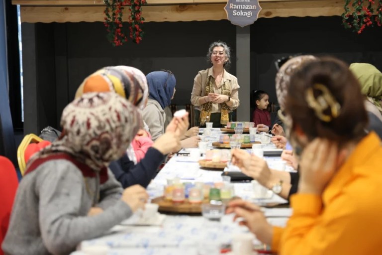 Kartepe’de Ramazan ayı sanatla yaşanıyor