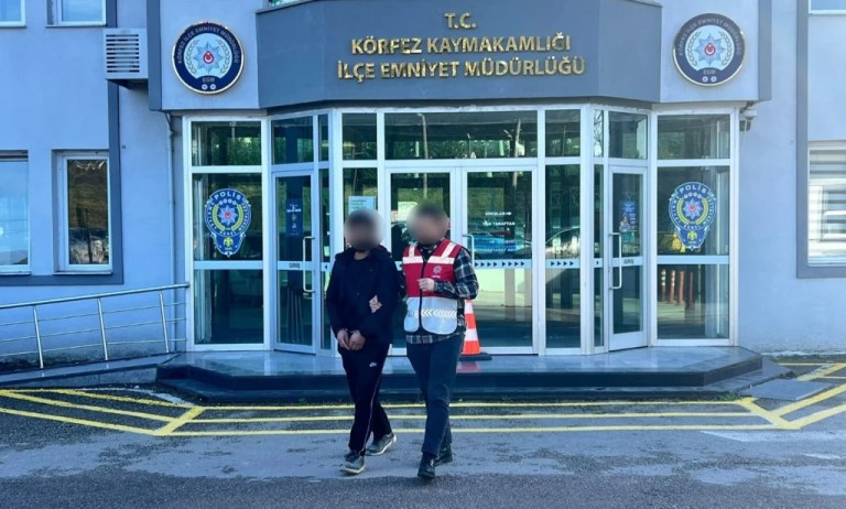 Hırsızlık suçundan aranan şahıs İzmit’te yakalandı