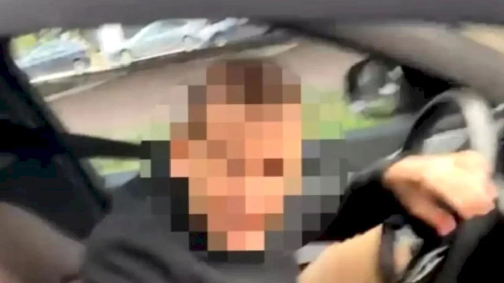 İzmit’te yol verme kavgası kanlı bitti: Silahlar konuştu!