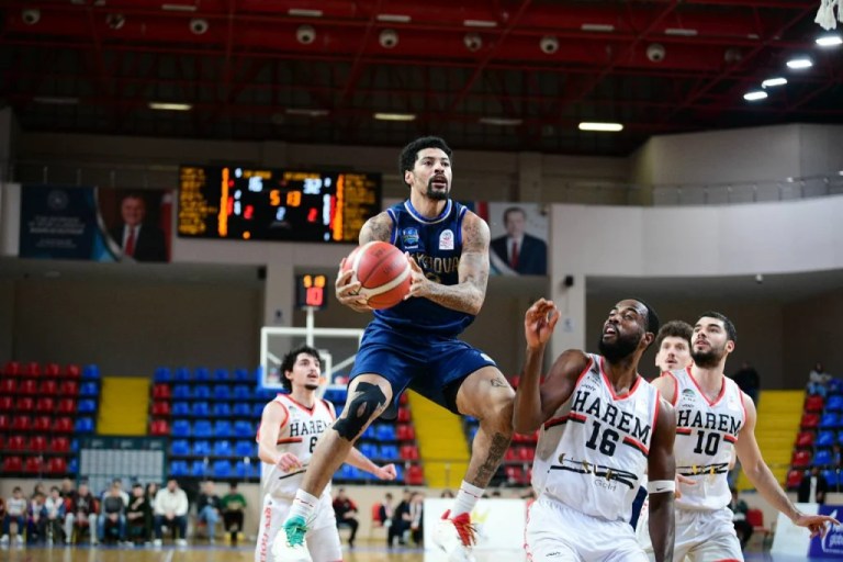 Çayırova Belediyesi deplasmanda güldü!