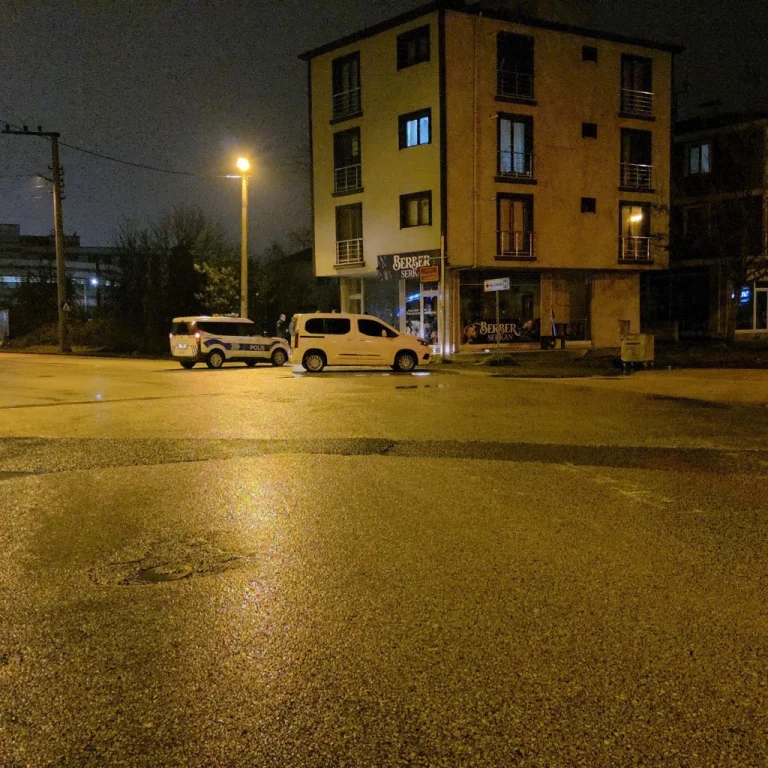 Kocaeli’de Kan Donduran Olay: 14 Yaşındaki Çocuk Başından Vuruldu!