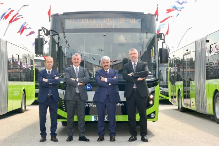 Büyükakın: Avrupa’nın En Genç Otobüs Filosuna Sahibiz