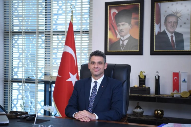 Kartepe’de 23 Nisan: Başkan Kocaman’dan kutlama