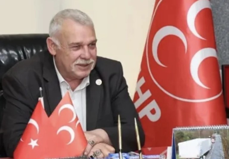 MHP Gebze İlçe Başkanlığı’nda görev değişimi!