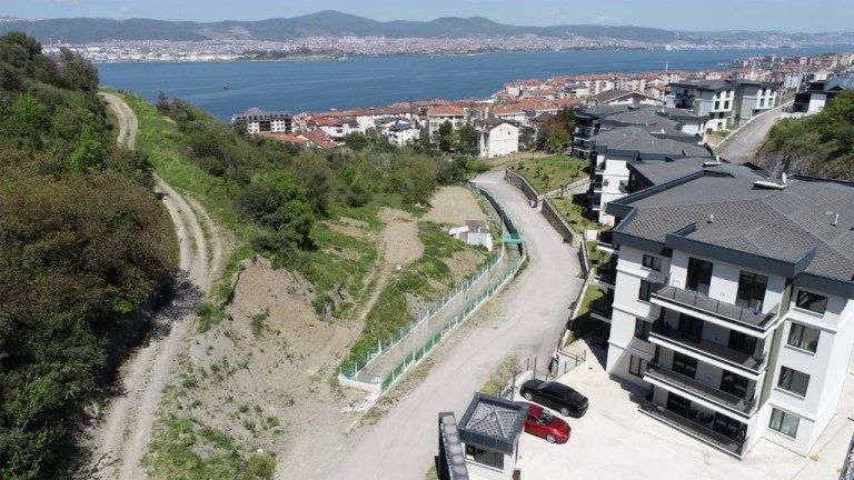 İSU, Gölcük Kurban Deresi’ni Islah Etti