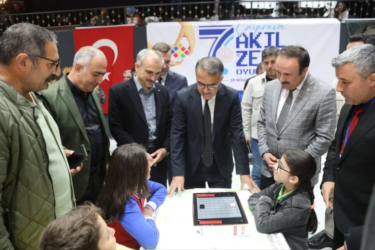 Çayırova’da öğrenciler akıl oyunlarında yarışıyor