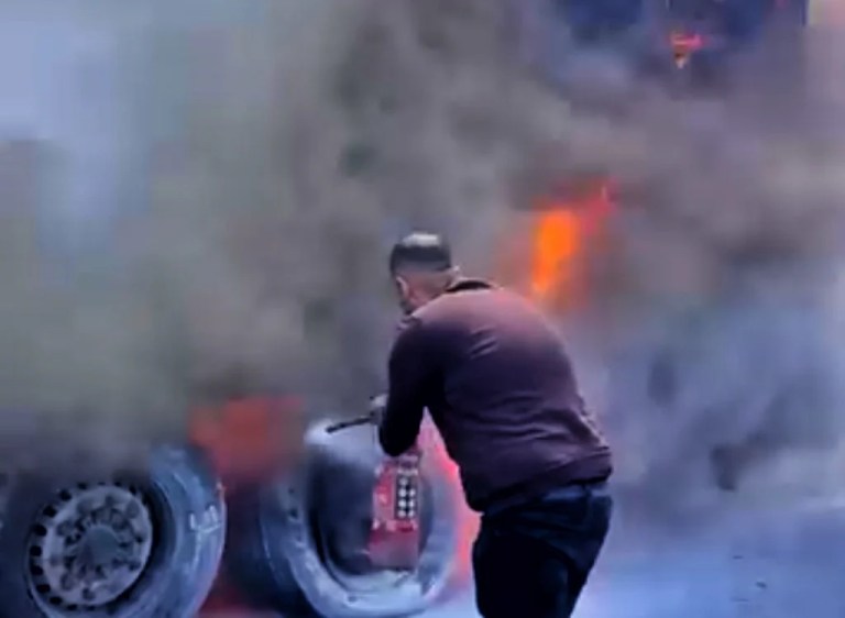 Kuzey Marmara Otoyolu’nda tır yangını korkuttu!