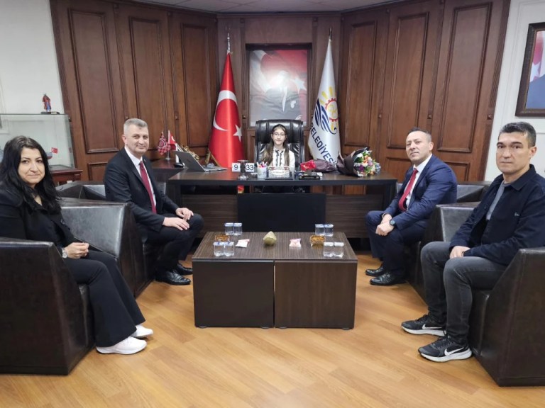 Gölcük’te 23 Nisan Coşkusu Yaşandı