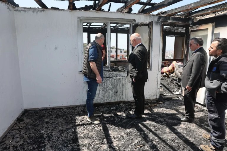 Darıca’da yangın bölgelerinde Başkan Kocabıyık incelemesi