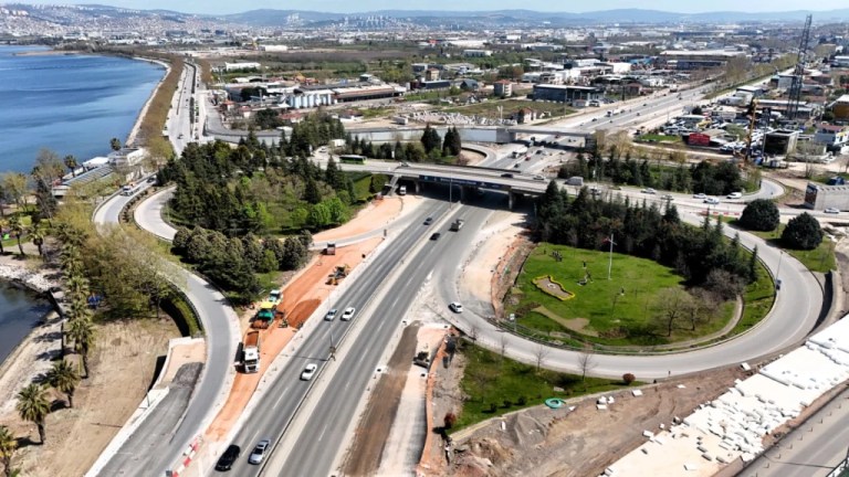 İzmit Sahil Bağlantı Kolu’nda Trafik Düzenlemesi
