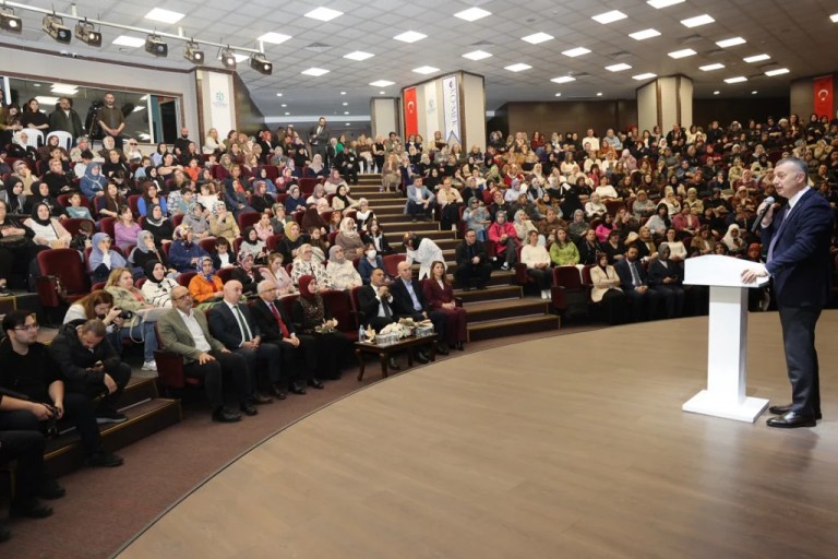 KO-MEK sergileri Darıca’da açıldı