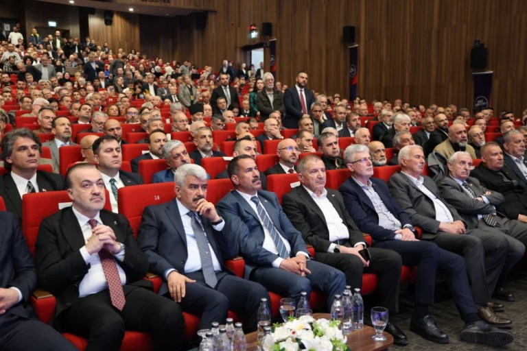 Başkan Büyükakın’ın 2 Yılı: Kocaeli Kongre Merkezi’nde Yoğun İlgi