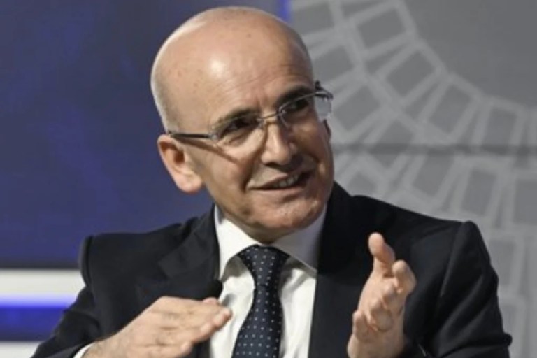 Şimşek: Eşel mobil olmasaydı mazot 103 TL olacaktı