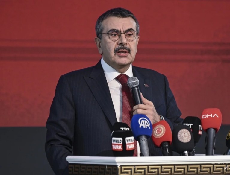 Bakan Tekin: Çocuklarımızın güvenliği kırmızı çizgimiz